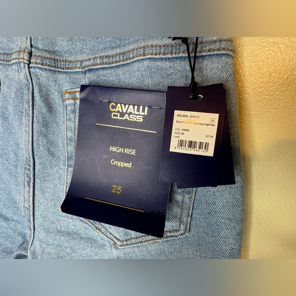 CAVALLI CLASS | Split Seam HR Cropped Jeans - Picture 13 of 14